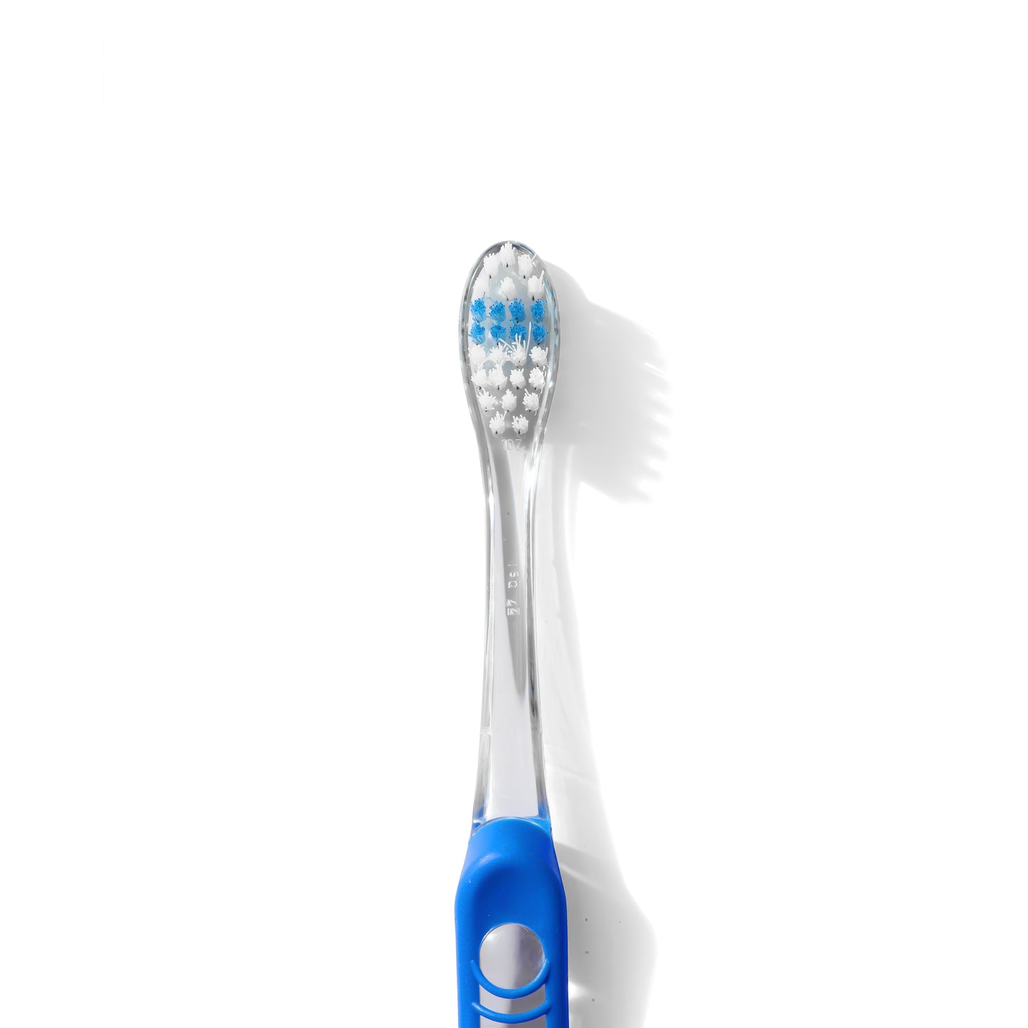 Oral-B Indicator 30 Toothbrush: Ultra-Compact Head, Soft Bristles